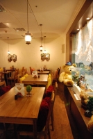 陽光庭園店內