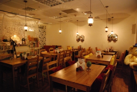 陽光庭園店內