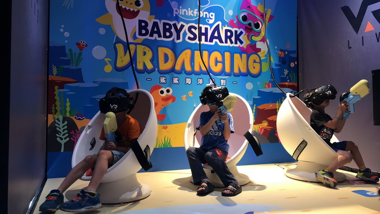 推出两款《baby shark》vr 游戏