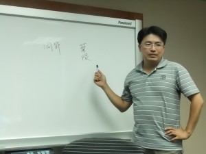 於是風聆老師真的寫起白板來