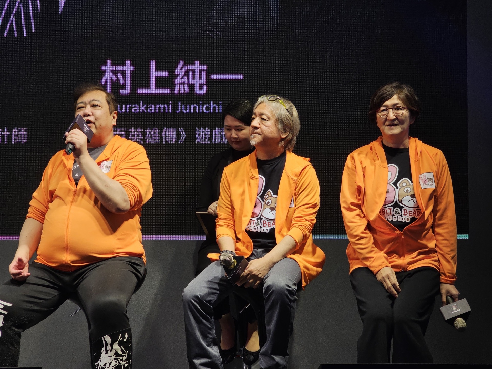 村山吉隆(左)1 月下旬才剛來台灣參加過 2024 台北國際電玩展的《百英雄傳》舞台活動 image