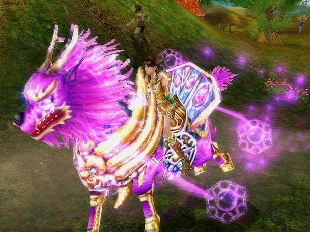 紫晶麟:全身散發著紫色的光輝,猶如紫色水晶一般