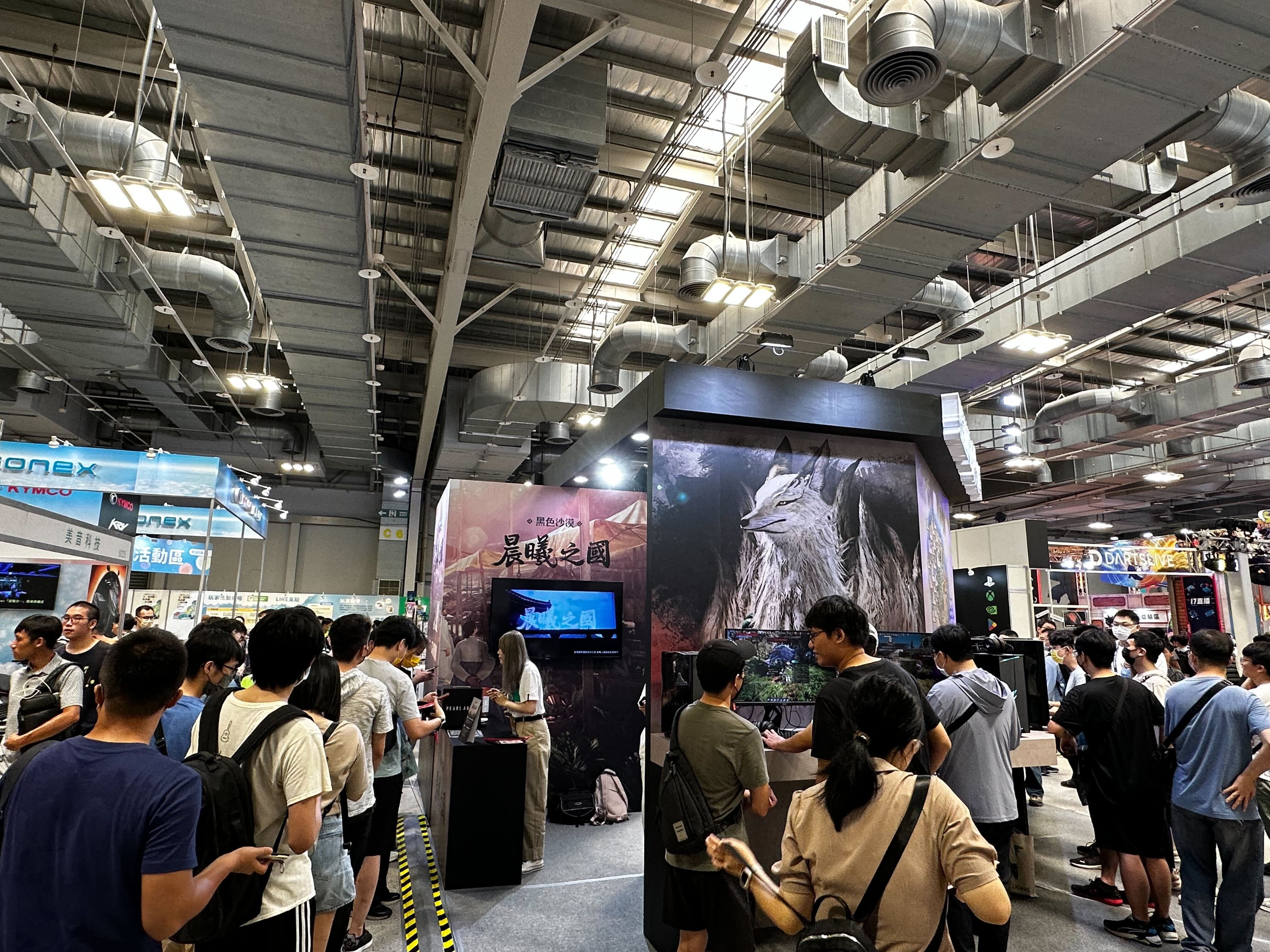 2023 夏日電玩展「晨曦之國」主題攤位吸引玩家排隊體驗 image