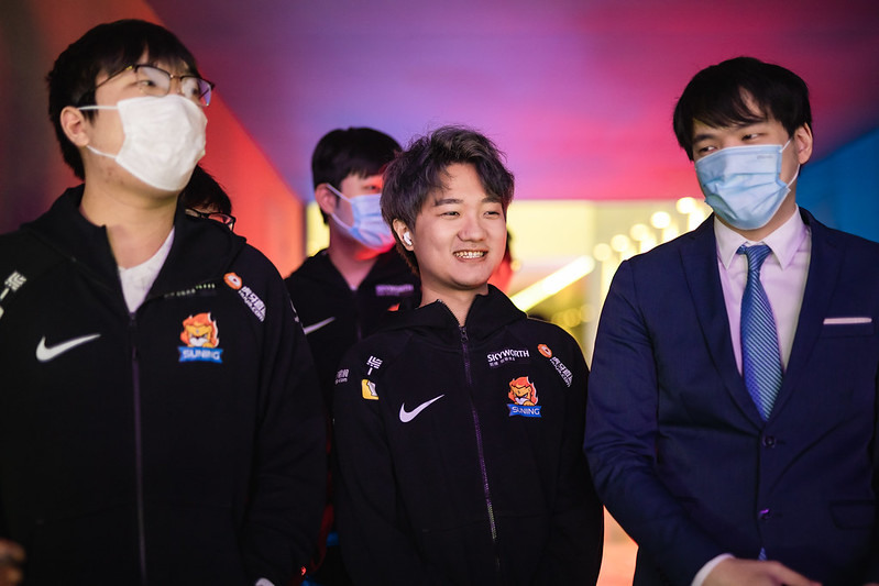 英雄聯盟 亞軍sn 釋出 少年之獅 世界大賽紀錄片叉燒 好想贏韓國隊 League Of Legends 巴哈姆特