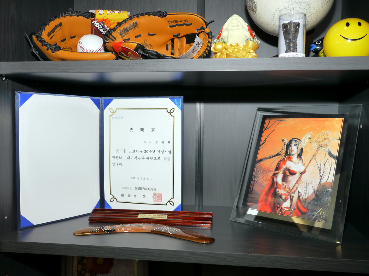 右邊為《A3》宣傳圖