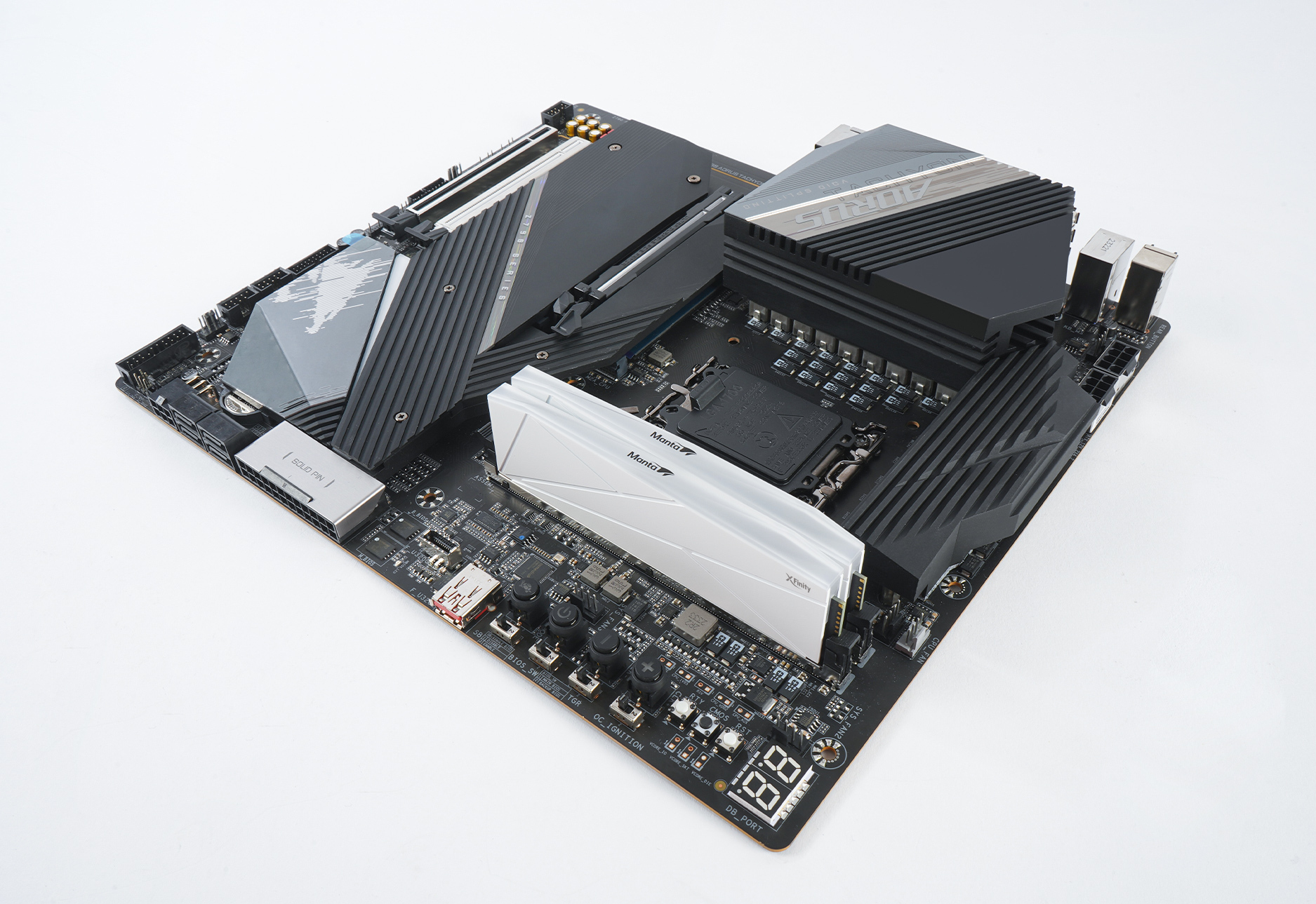 V-COLOR 推出DDR5 MANTA XFinity 高規格記憶體速度可達8400MHz