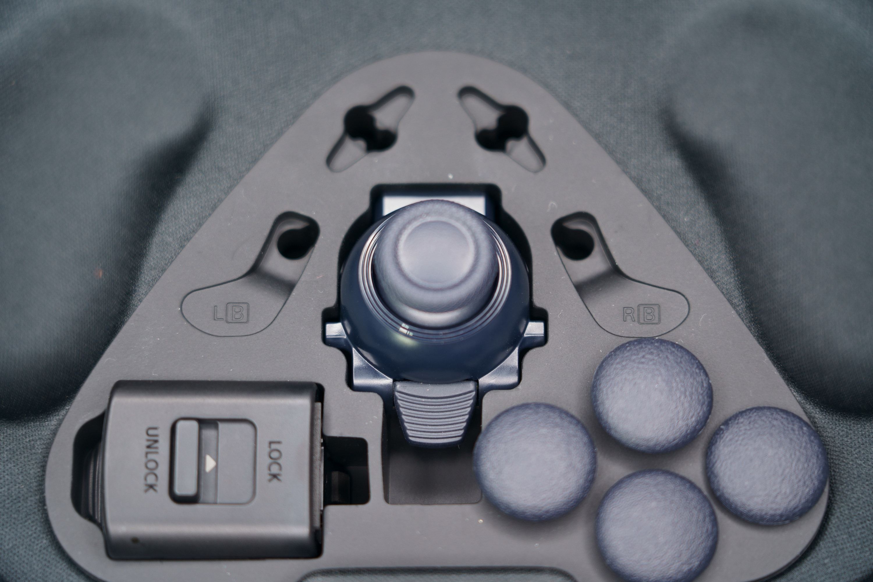 PS5 DualSense Edge 高效能控制器一手开箱 丰富自订功能满足各类型玩家需求插图74