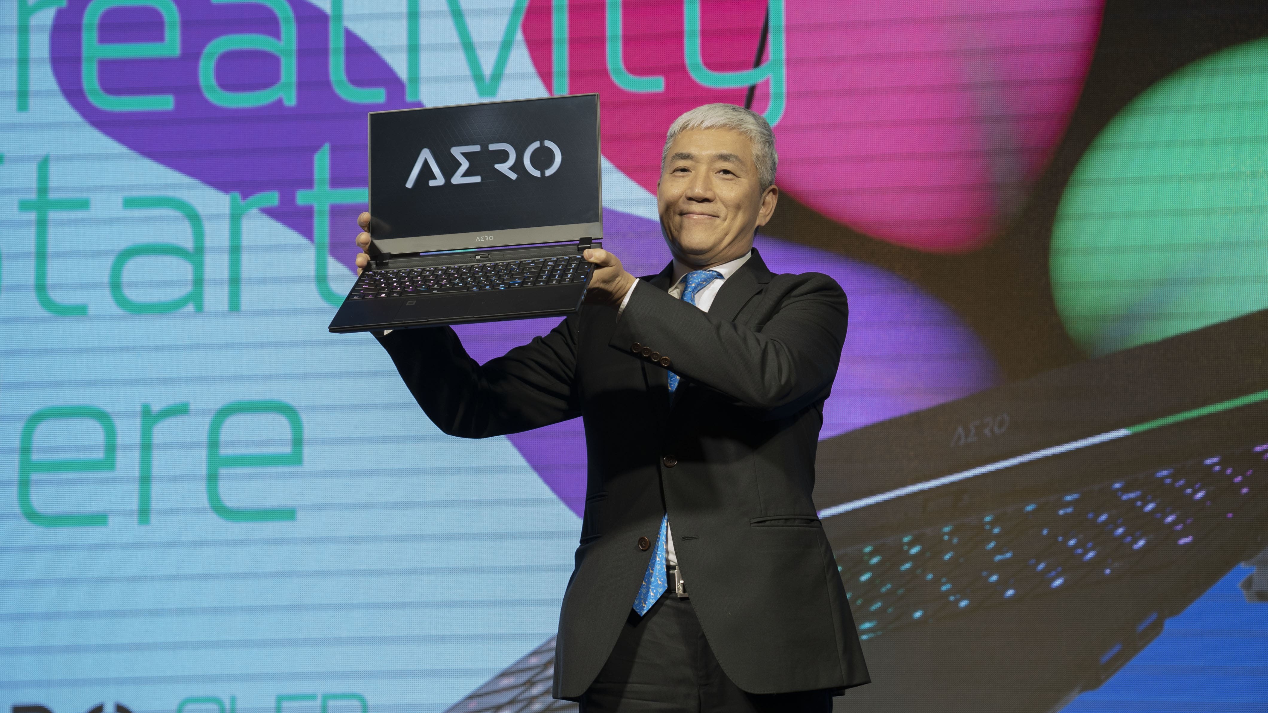 技嘉發表筆電New AERO 新系列搭載4K HDR 螢幕與RTX 20/GTX 16 系列獨立