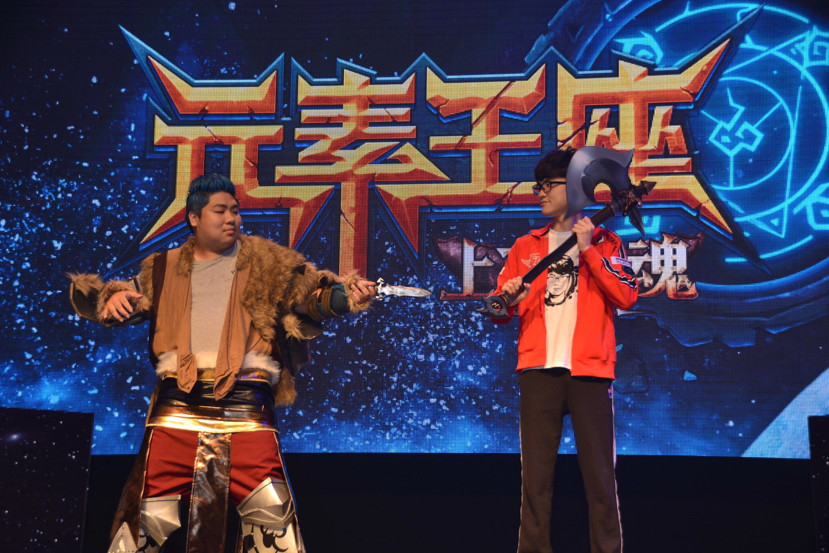 《元素王座》邀請電競選手 Faker 對戰亞洲統神 談對手機競技遊戲的看法 - 巴哈姆特