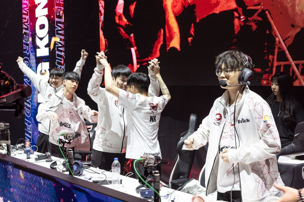 《Garena 傳說對決》HKA 鏖戰七局擊退 FW 勇奪 GCS 2023 夏季賽冠軍和 250 萬獎金《Arena of Valor ...