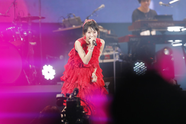 LiVE is Smile Always -NEVER ENDiNG GLORY- at YOKOHAMA ARENA