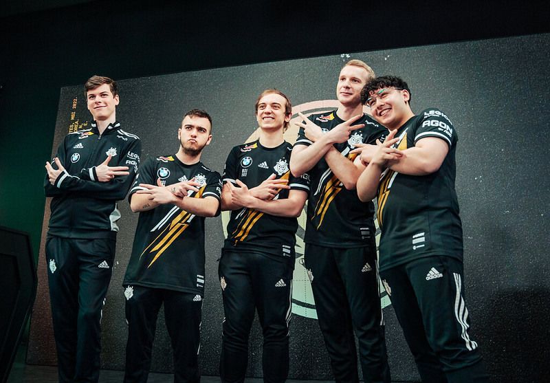 六強對抗賽開幕戰將由 T1 對上 G2(右)。(照片來源:Riot Games) image