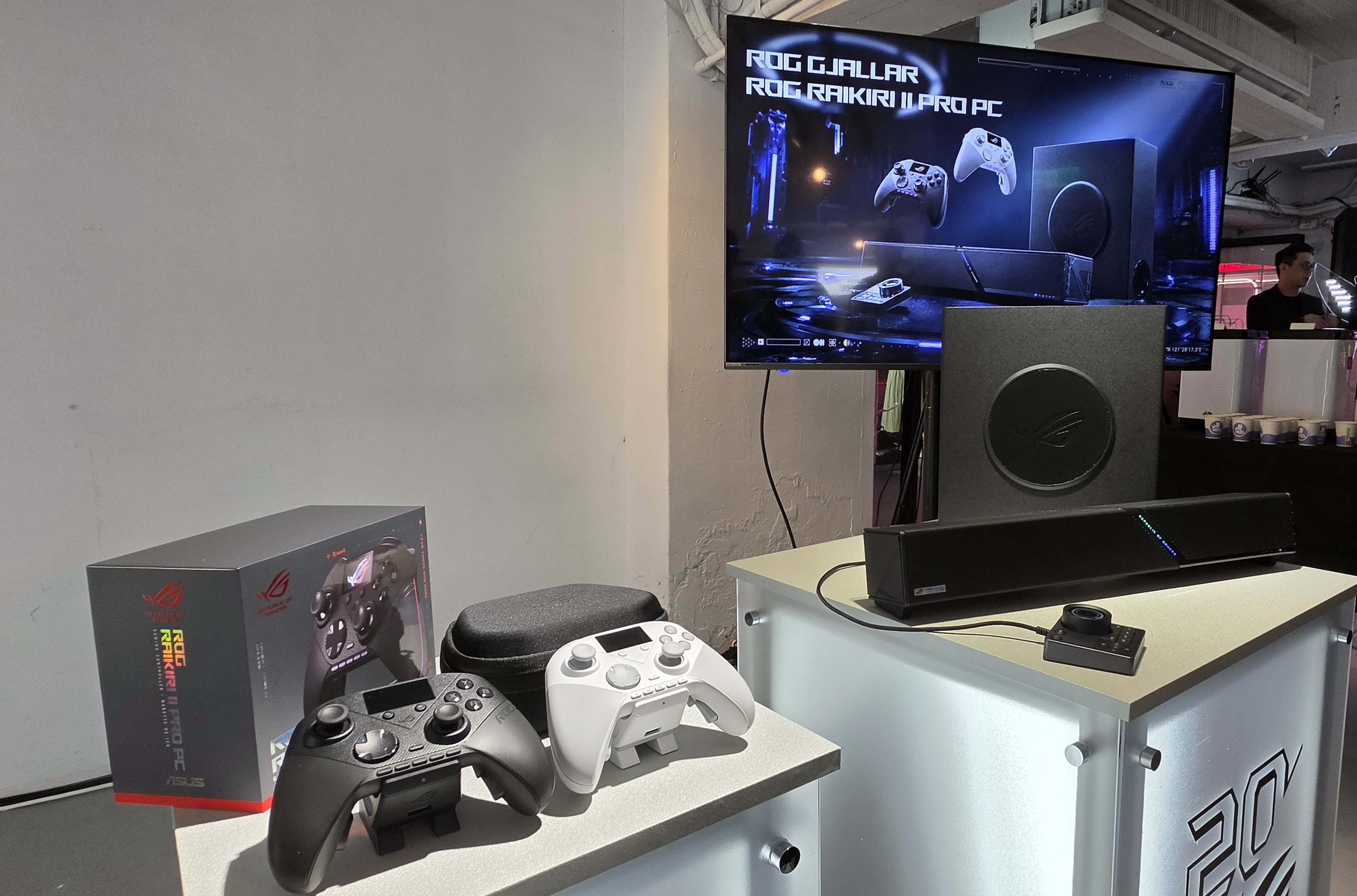 ROG 公開旗下首款電競 Soundbar 幫助玩家掌握戰術音訊、新款 8K 輪詢率 PC 控制器同步亮相 - 巴哈姆特