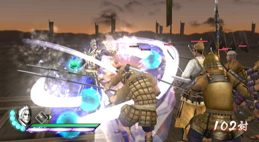 消耗左下角青色球體計量表來取消普通招式,進行不間斷的連續攻擊