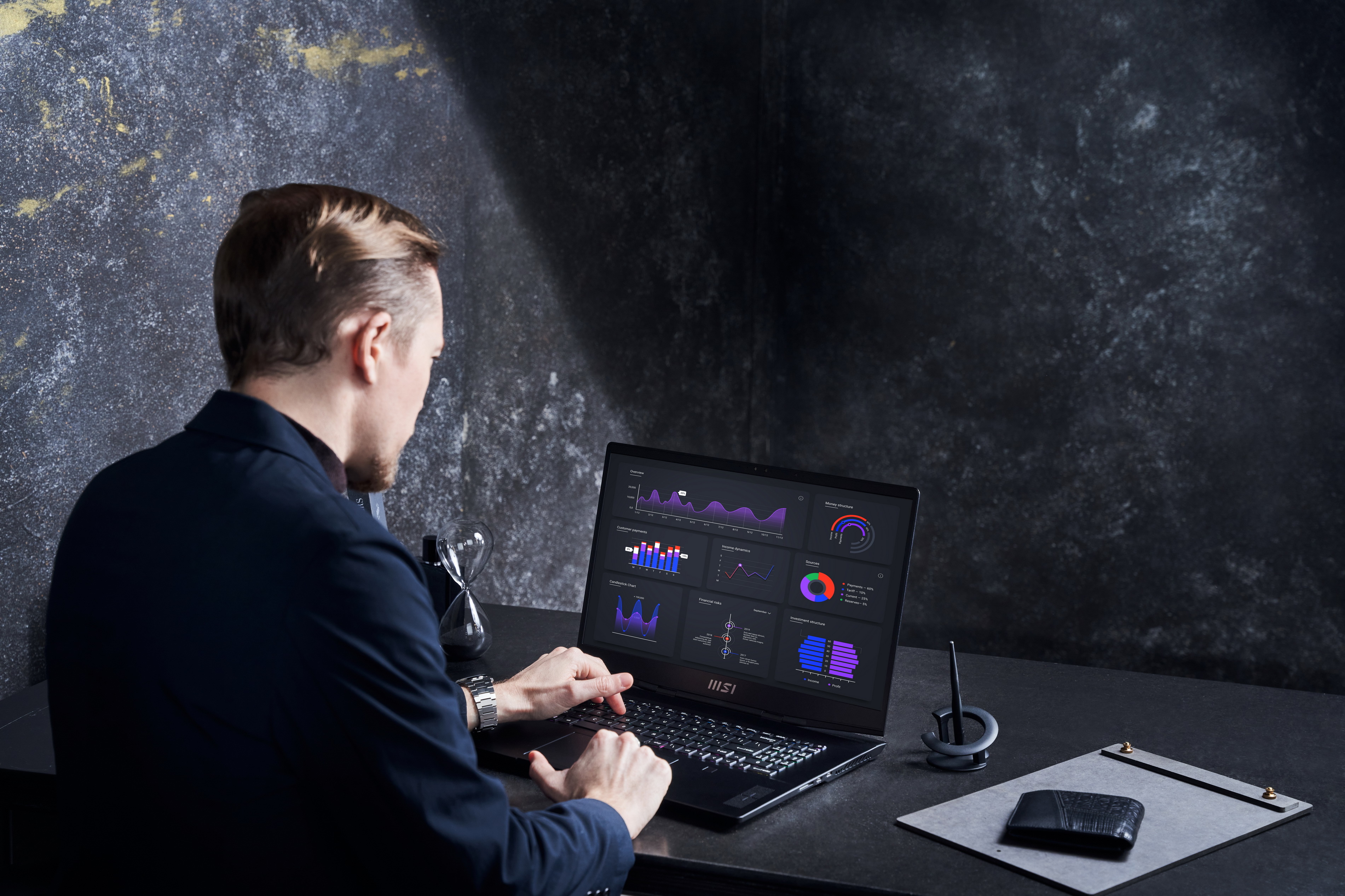 Stealth GS77 電競筆電纖薄黑魂的低調質感設計結合不妥協的極致效能,微星寵粉節購買現享優惠價 image