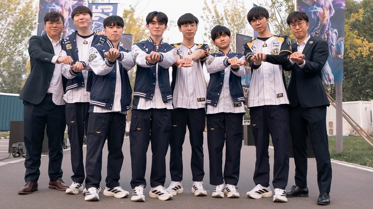 《英雄联盟》CFO 公开新成员牡蛎兽“OYSTAR” 官方周日举办粉丝见面会让选手与玩家相见欢