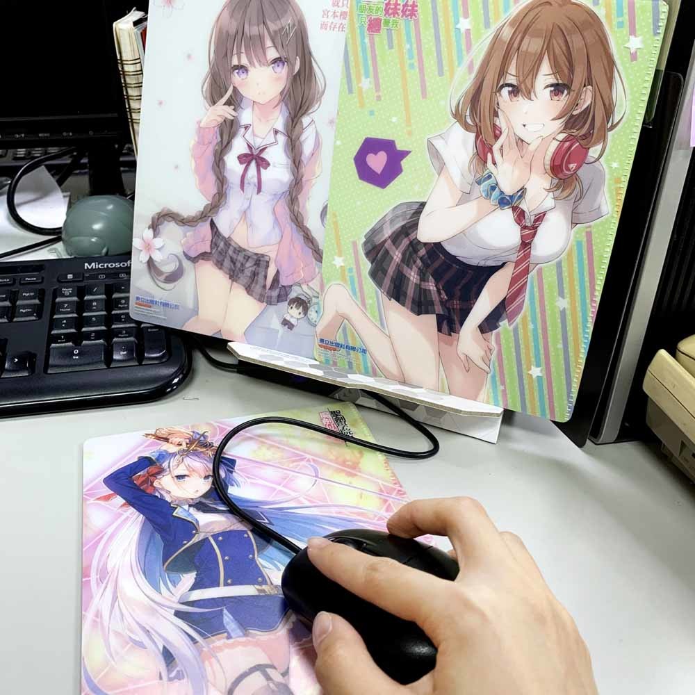 滑順觸感讓滑鼠不失靈敏度。高清彩圖也適合拿來純欣賞! image