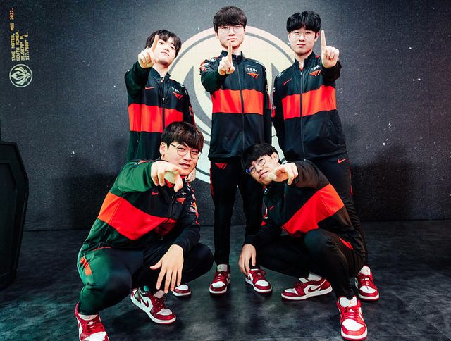 《英雄聯盟》季中邀請賽 T1、SGB 順利晉級 六強名單底定《League of Legends》