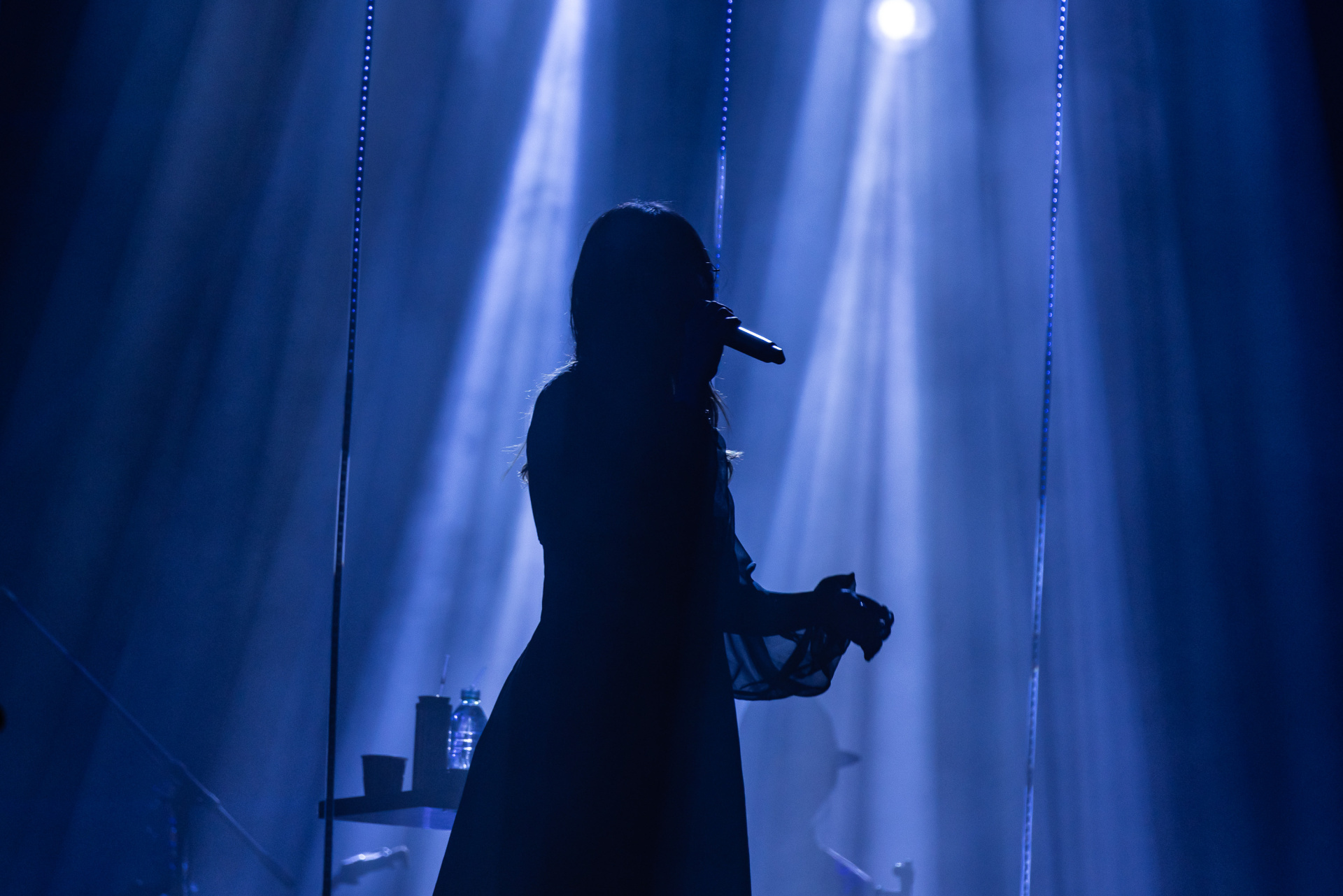 Aimer 睽違 5 年返台開唱 中文喊「我回來了」 獻上台北場專屬歌單為歌迷帶來美好夜晚 - 巴哈姆特