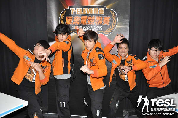 橘子熊靠著Gow(葉邦彥)下半季開胡第一勝,以3:0樂勝華義SPIDER