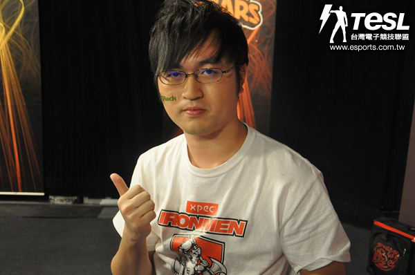 「夢幻泡泡Hui」(袁錦輝)難得只拿一勝,本場次鋼鐵人以全員發揮鎖定勝局