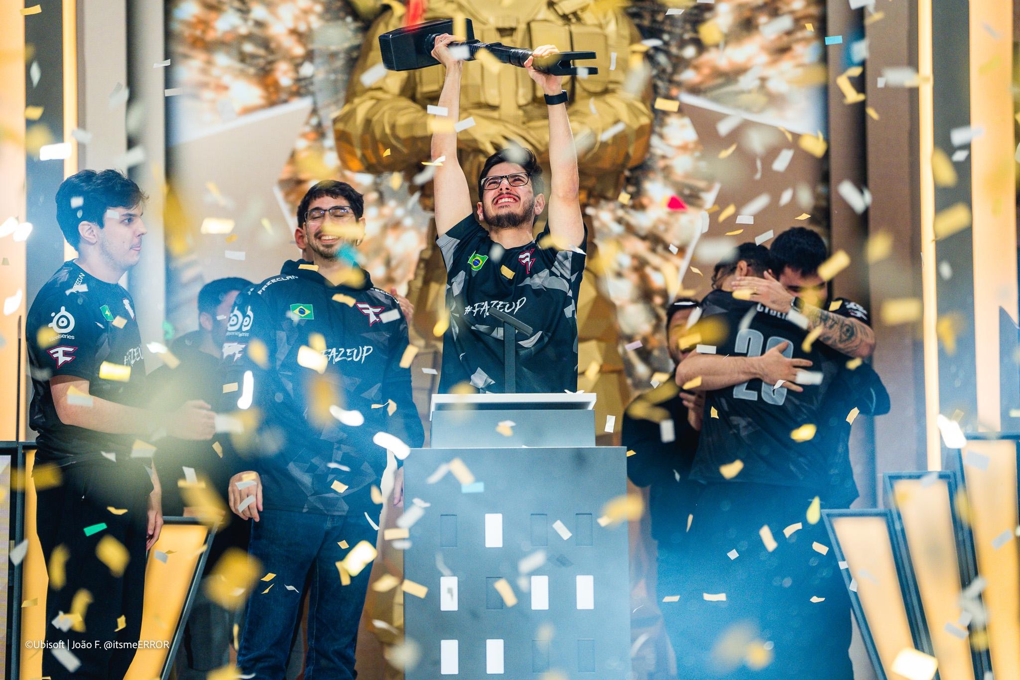 虹彩六號：圍攻行動》FaZe Clan 勇奪2025 年SIX 國際邀請賽世界冠軍