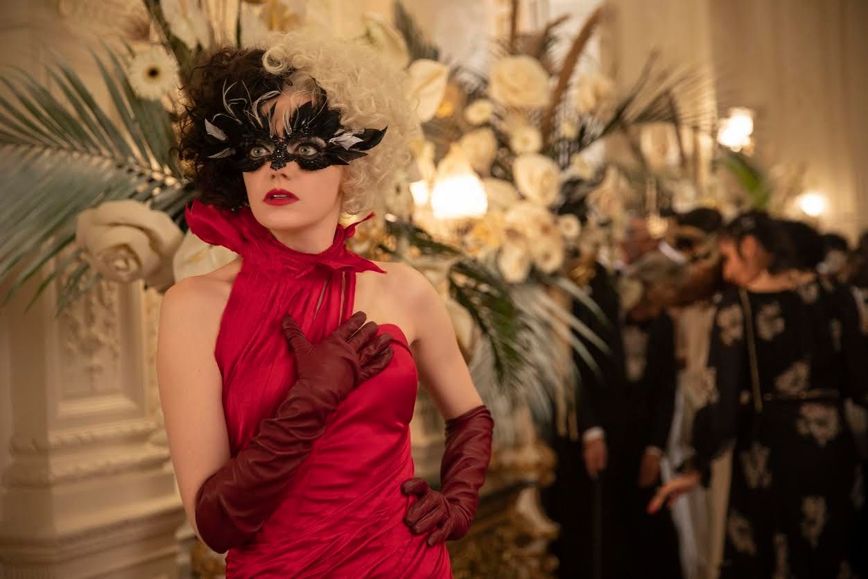 《時尚惡女：庫伊拉》全新廣告 芙蘿倫絲機進份子打造新歌「CALL ME CRUELLA」首度公開《101 Dalmatians》 - 巴哈姆特
