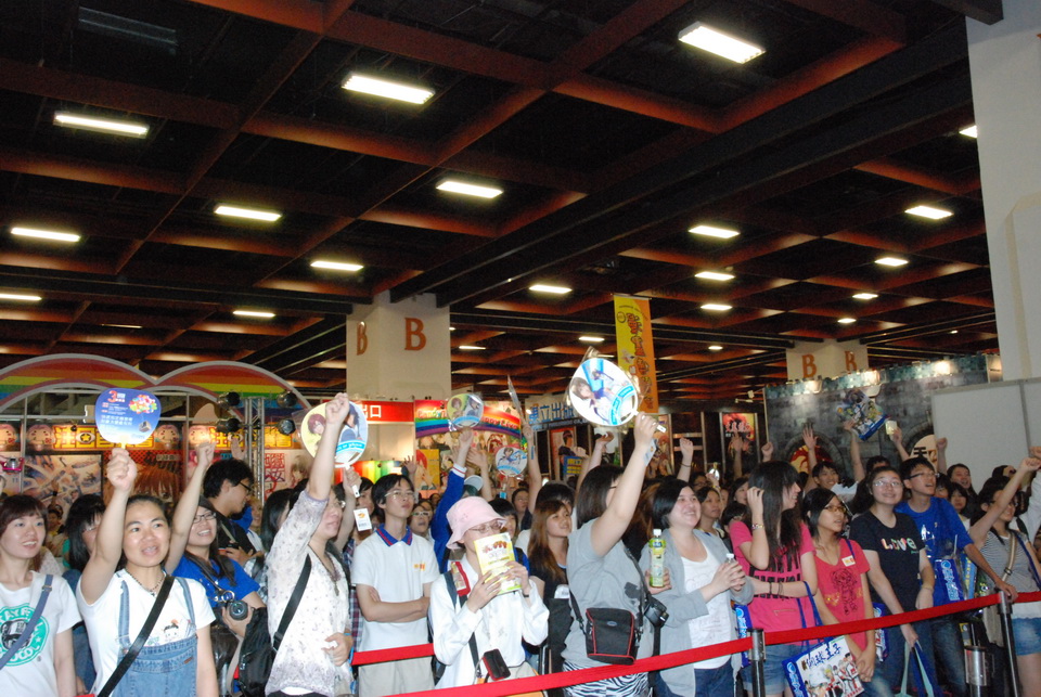 相當熱烈的問答贈獎活動