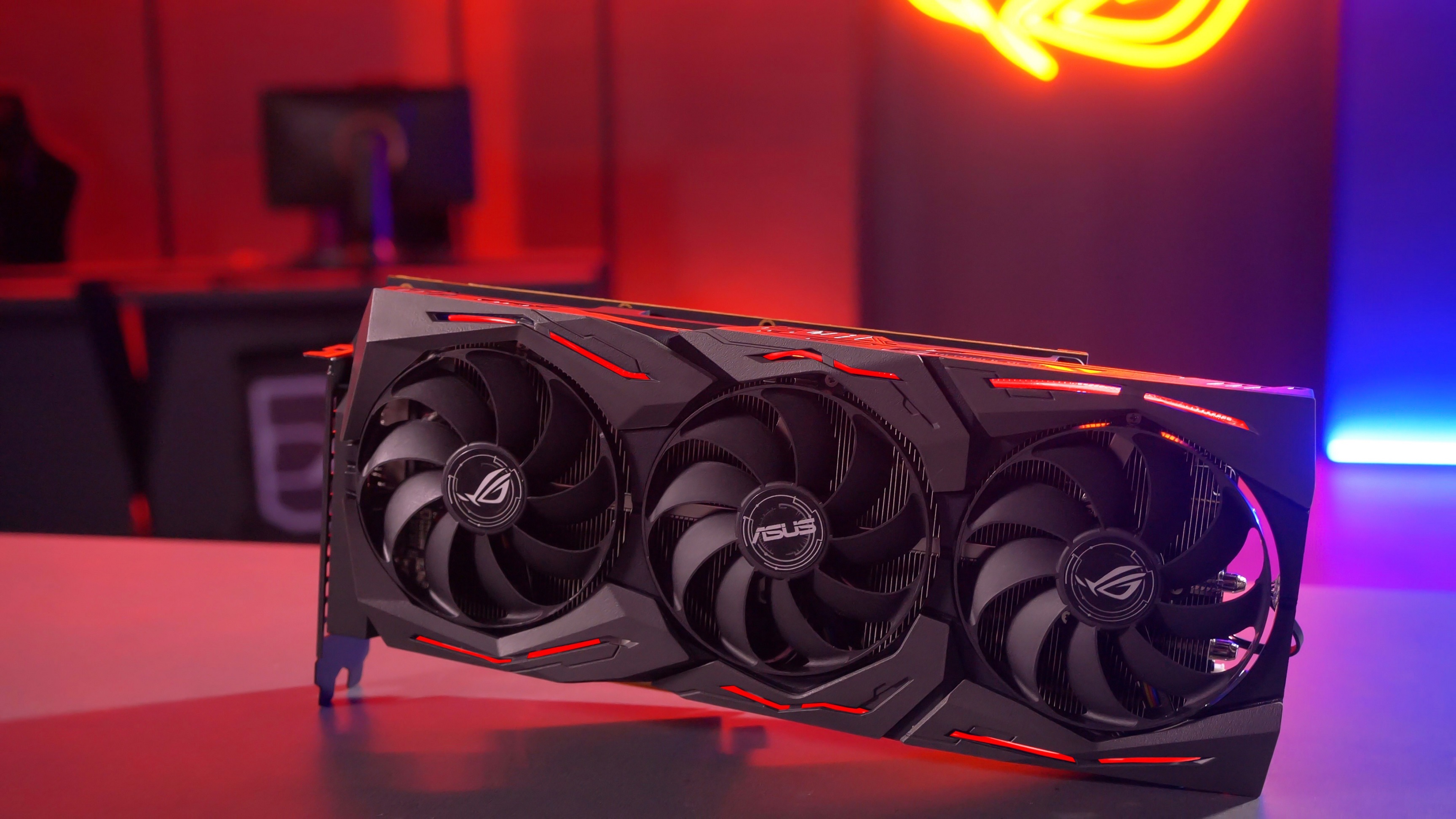 華碩推出五款全新 Radeon RX 5700 系列顯示卡 採用 AMD 最新 7 奈米 RDNA 架構 - 巴哈姆特
