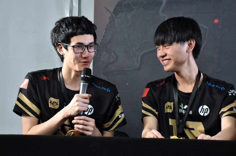 RNG 談《英雄聯盟》季中邀請賽擊敗韓國 KZ 奪冠 Karsa：就想幫閃電狼報仇《League of Legends》 - 巴哈姆特