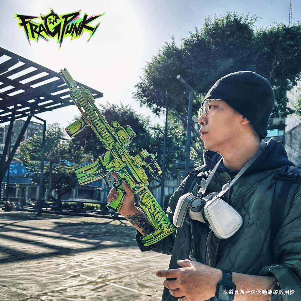 街頭藝術家傅星翰 VASTAR 親手繪製模型槍與大型塗鴉牆 image