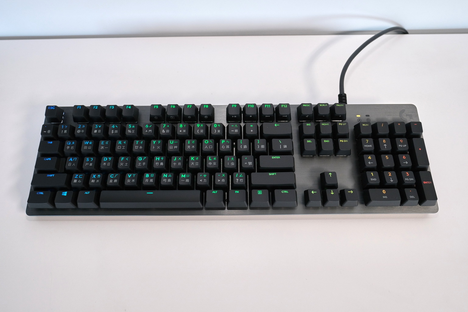 原本在市面販售的的 G512 機械式電競鍵盤 image
