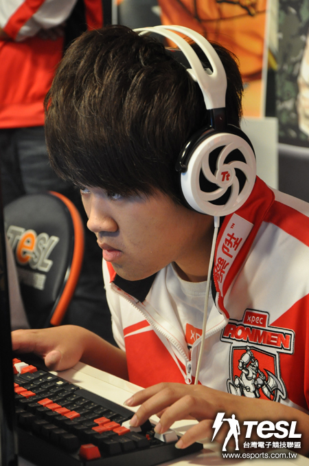 樂陞鋼鐵人Ziv(呂倉緣)擊敗魯夫(鄭仲威),大破「城鎮高速公路」的個人賽記錄,無奈隊友沒有守成