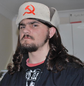 都以111開局轉隱形女妖的戰術,但iaguz將DS的太空工程車消磨光,讓DS不得已打出GG