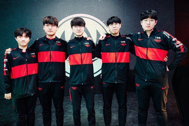 《英雄聯盟》季中賽 Ping 值爭議 Riot 釋出長文說明釜山現場與上海顯示差異原因《League of Legends》 - 巴哈姆特