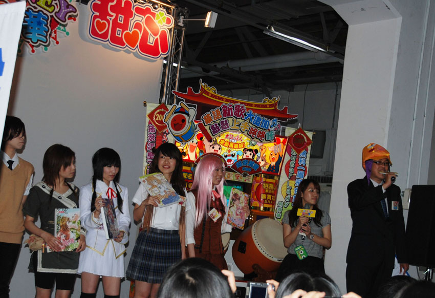 少女漫畫家們的 Cosplay 成各自筆下的角色