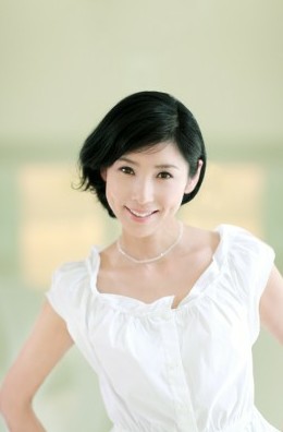 黑木瞳飾演校長/理事長