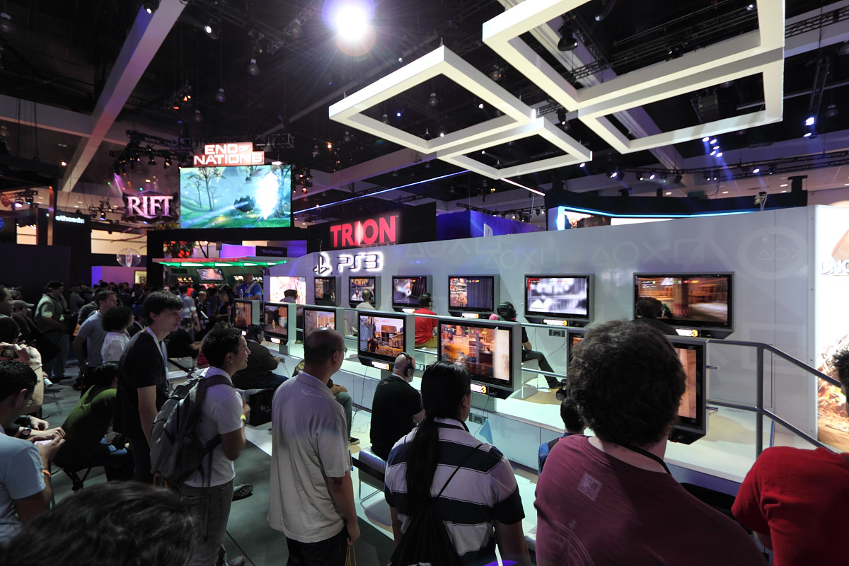 《秘境探險 3:德瑞克的騙局》多人連線試玩區