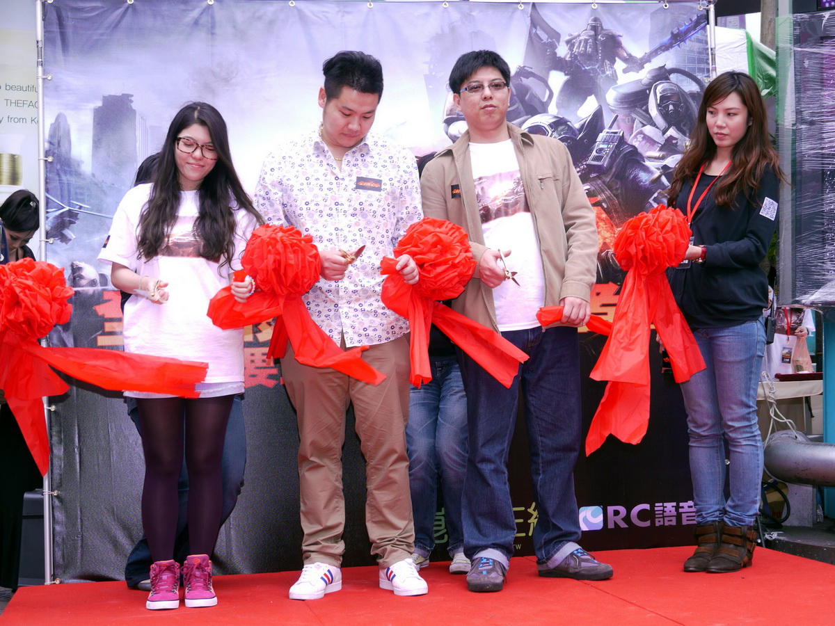 為《全球使命》即將登台剪綵