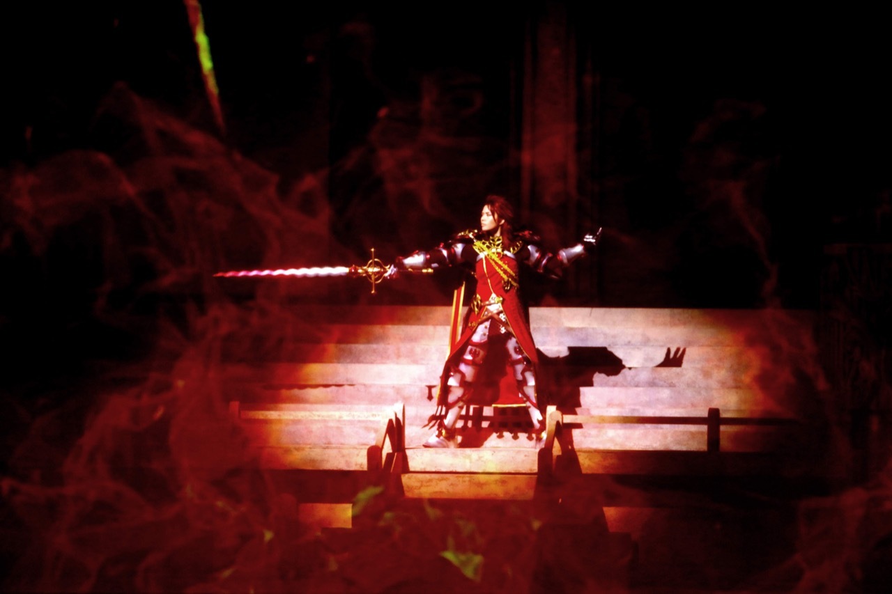 包括由 Stella Magna 演出的現場舞台、角色們的現場舞台、碧藍幻想 TV channel! 出差版,以及碧藍幻想現場直播等許多豐富的活動都在中央舞台舉行 image