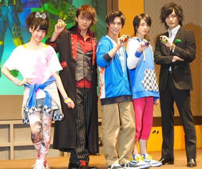 假面騎士鎧武 虛淵玄首度挑戰特攝劇本主筆今年10 月開播 Kaman Rider Gaimu 巴哈姆特