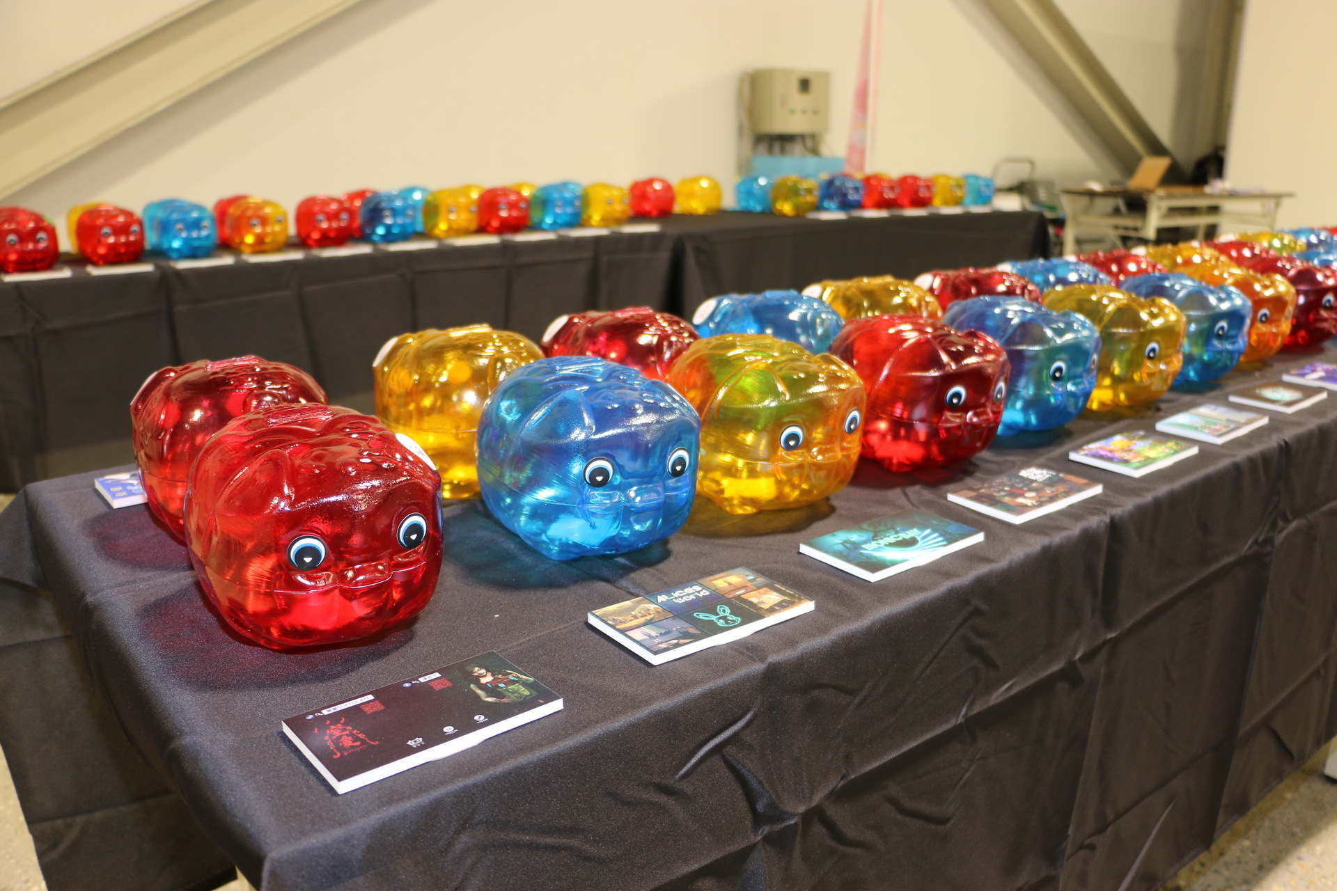 延續去年的「大乾爹時代」票選活動的小豬撲滿,可以使用官方代幣投下心儀的遊戲 image