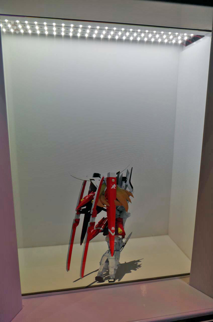 把背後零件從白色改成紅色,當然在副畫面上顯示出的神姬造型也會一起變化 image