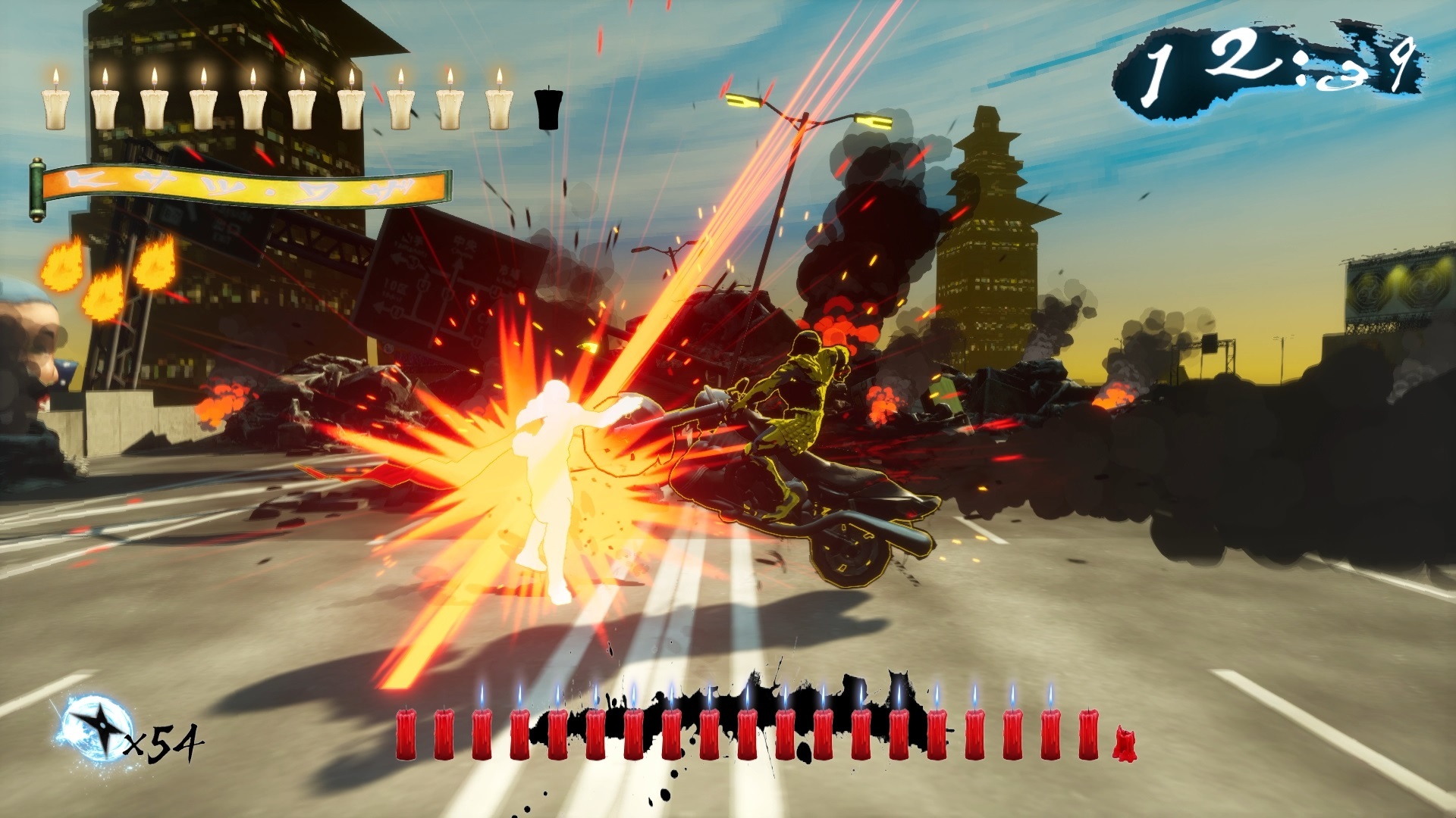 身穿如鱗片般忍者裝的巴西利斯克。騎著排氣量 1200cc 的重型機車「鋼鐵大人女」,發動激烈的攻擊 image