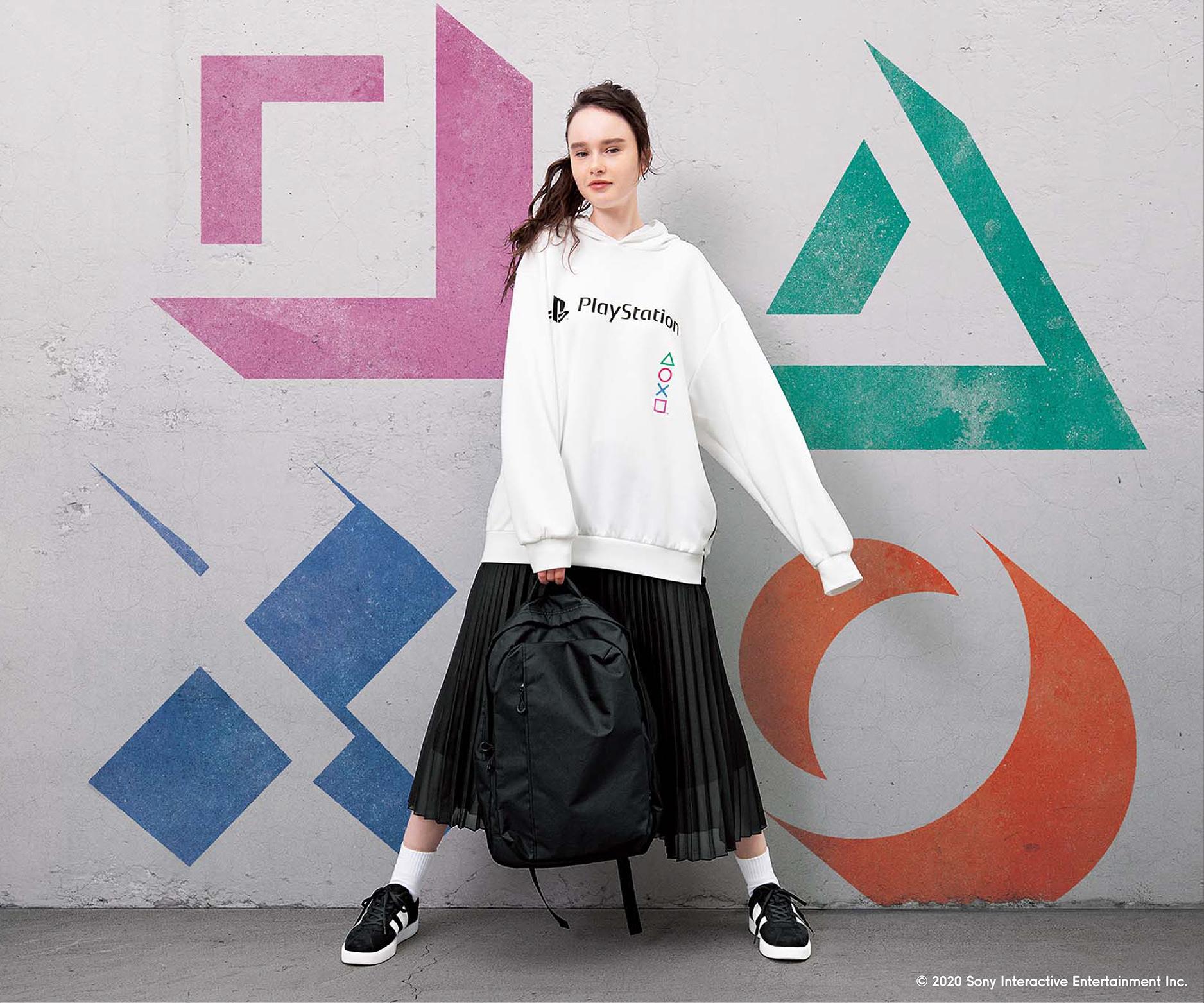 GU 以「Play Comfortable」為概念推出「PlayStation」聯名系列,GU 網路商店 12 月 11 日搶先上市,全台實體店鋪 12 月 18 日正式販售 image