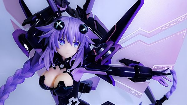 處理器單元著裝 變身完畢 Alter 1 7 Figure 紺紫之心 パープルハート X9900的創作 巴哈姆特