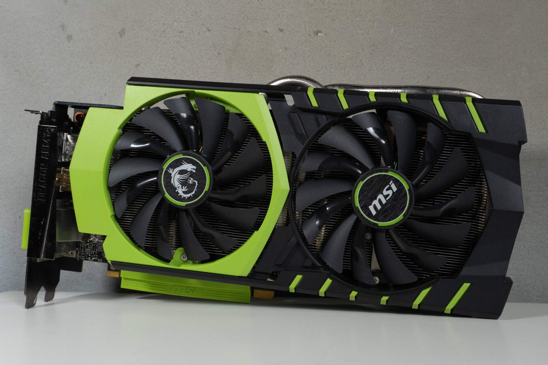 龍墓屍骨‧毒龍MSI GeForce GTX 970 GAMING 100ME 綠龍顯示卡整理