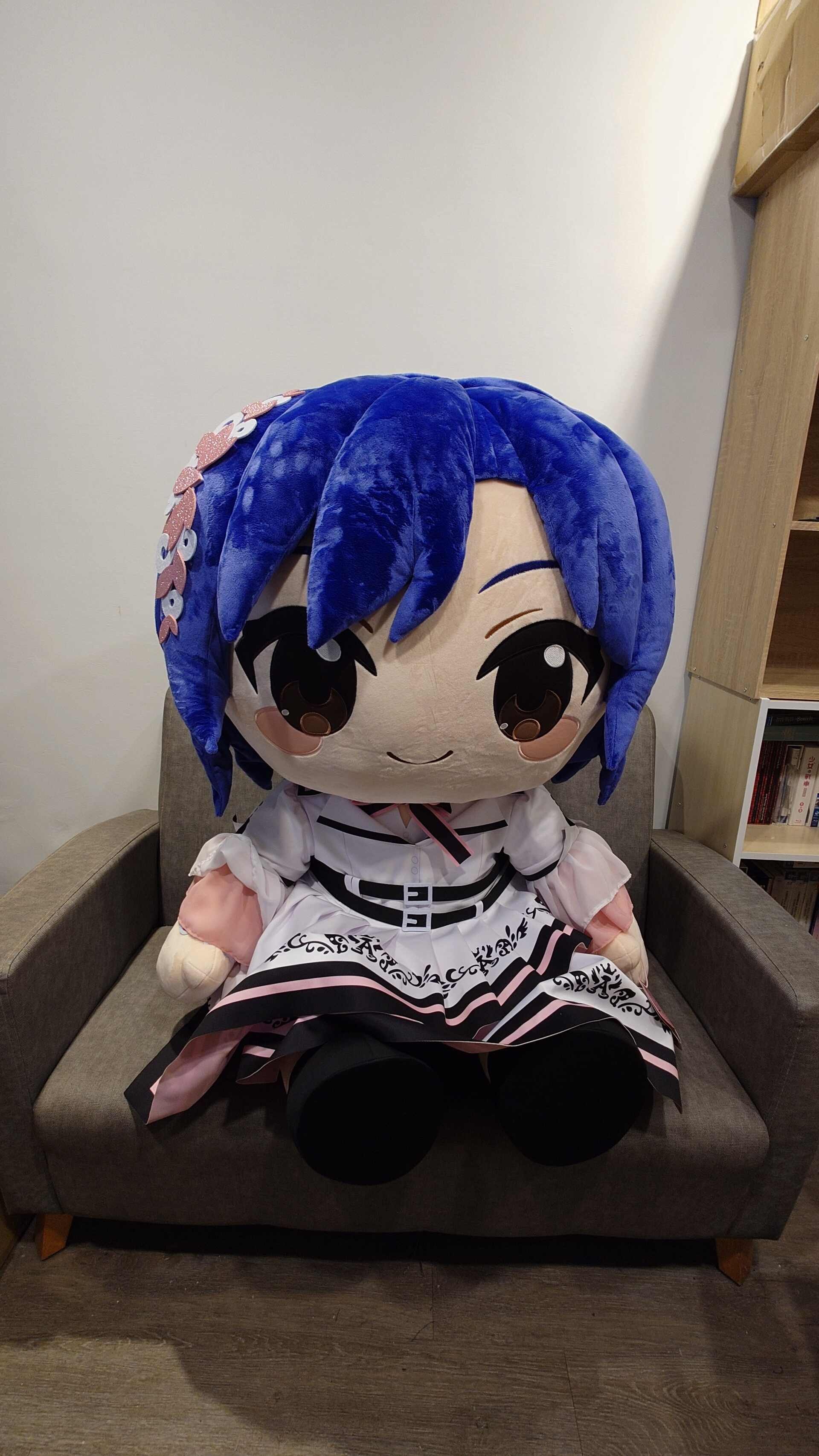 偶像大師如月千早等身大玩偶開箱心得(THE IDOLM@STER 超特大ぬいぐるみ