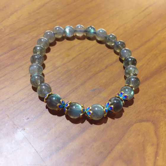 蝴蝶女神的翅膀 拉長石 Takarako的創作 巴哈姆特