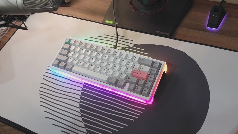 機械式鍵盤套件 - TX65 PC - john6786785的創作 - 巴哈姆特